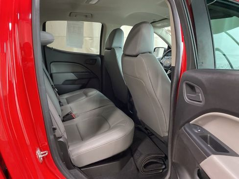 Used 2019 Chevrolet Colorado W/T w/ WT Convenience Package AWD/4WD image 12