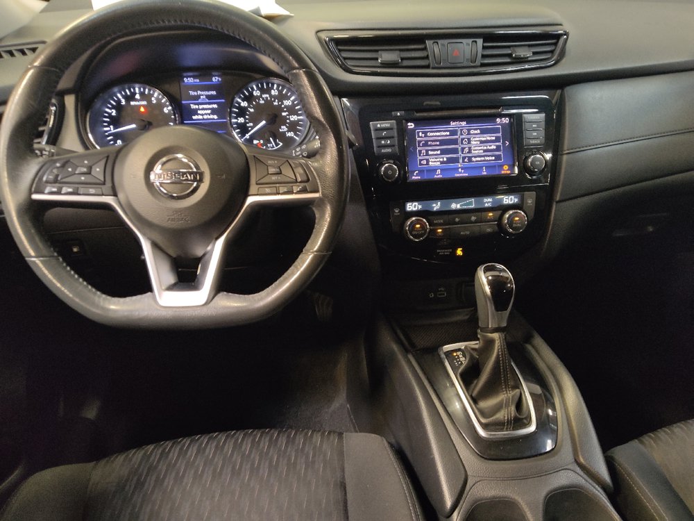 Used 2018 Nissan Rogue SV FWD image 22