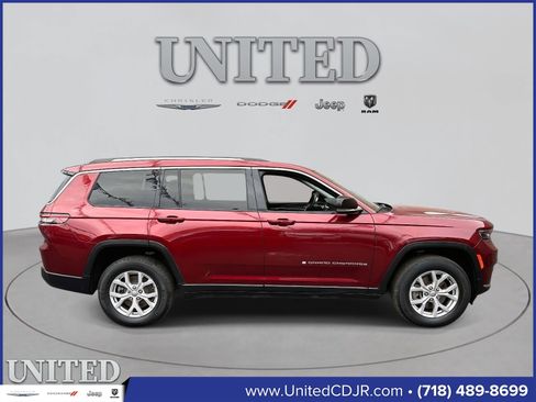 Used 2022 Jeep Grand Cherokee L Limited image 2