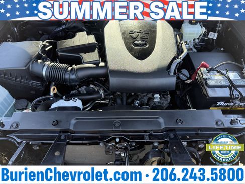 Used 2021 Toyota Tacoma TRD Pro AWD/4WD image 32