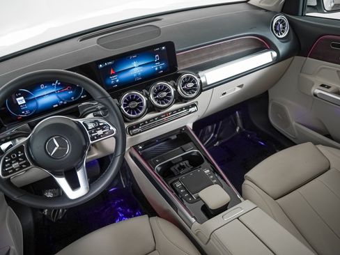 Certified 2023 Mercedes-Benz EQB 300 4MATIC w/ Exclusive Package image 14