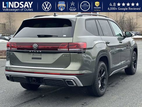 New 2026 Volkswagen Atlas Peak Edition image 6