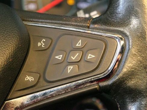 Used 2019 Chevrolet Cruze Premier image 21