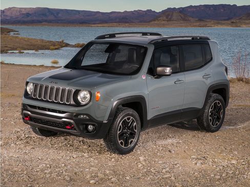 Used 2017 Jeep Renegade Trailhawk AWD/4WD image 1