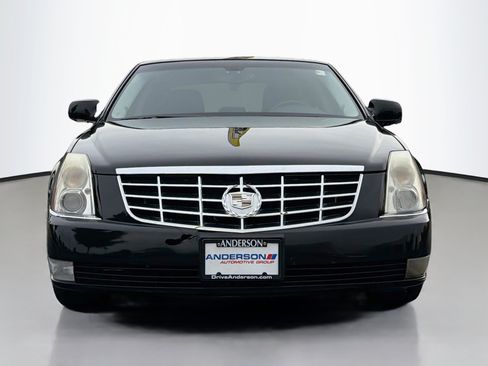 Used 2010 Cadillac DTS FWD image 5