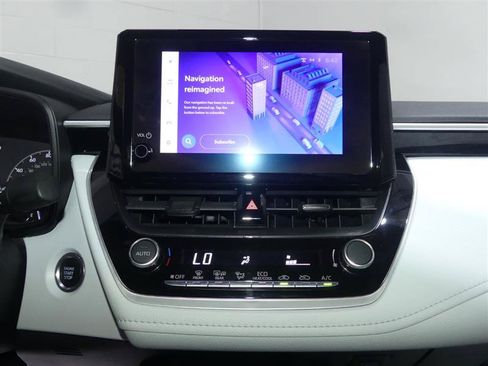 Used 2024 Toyota Corolla SE FWD image 35