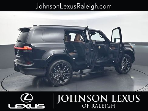 New 2026 Lexus GX 550 AWD/4WD image 31