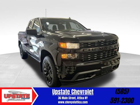 Used 2019 Chevrolet Silverado 1500 Custom w/ Custom Value Package image 1