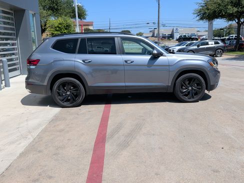Used 2021 Volkswagen Atlas SE AWD/4WD image 11