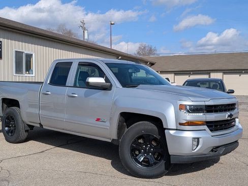 Used 2019 Chevrolet Silverado 1500 LT w/ All Star Edition image 10