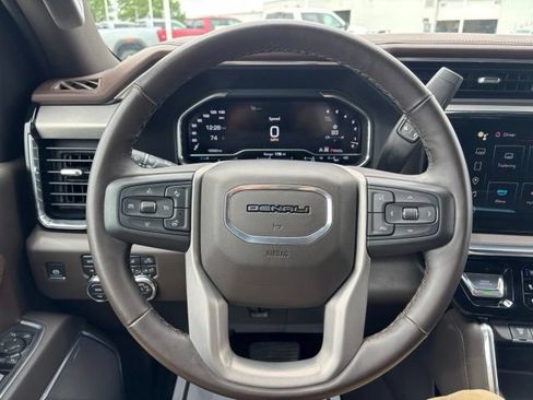 Certified 2025 GMC Sierra 2500 Denali AWD/4WD image 12