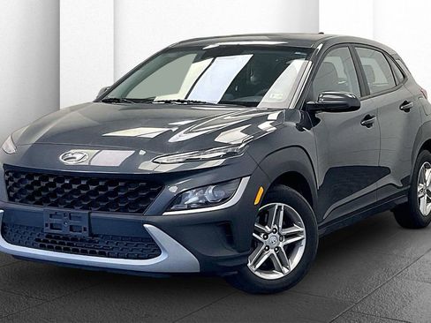 Used 2022 Hyundai Kona SE image 10