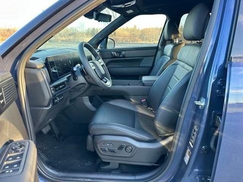 New 2025 Hyundai Santa Fe Calligraphy image 9