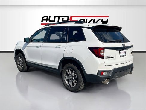 Used 2023 Honda Passport TrailSport image 5