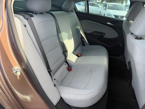 Used 2019 Chevrolet Cruze LS FWD image 12