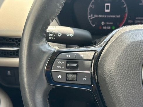 Used 2025 Honda HR-V EX-L image 14
