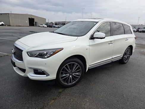 Used 2020 INFINITI QX60 Luxe w/ Sensory Package FWD image 10