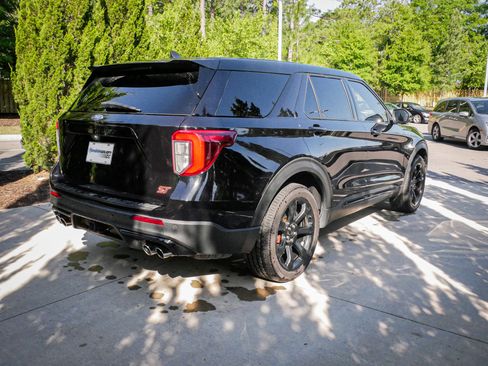 Used 2022 Ford Explorer ST w/ ST Street Pack AWD/4WD image 11