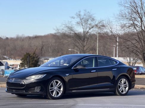 Used 2016 Tesla Model S 60 image 1