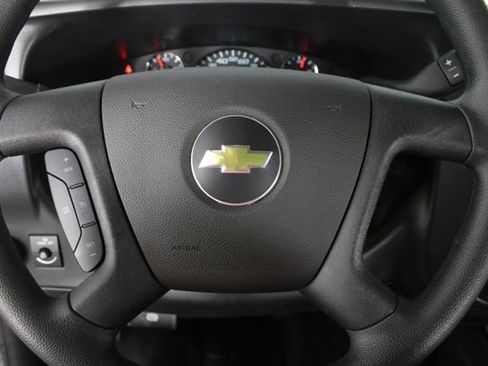 New 2026 Chevrolet Express 2500 image 10