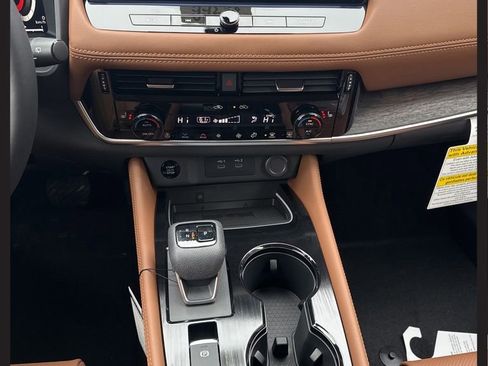 New 2026 Nissan Rogue Platinum w/ Platinum Premium Package image 29