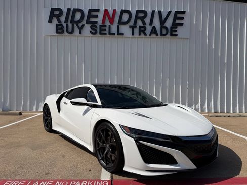 Used 2017 Acura NSX AWD/4WD image 10