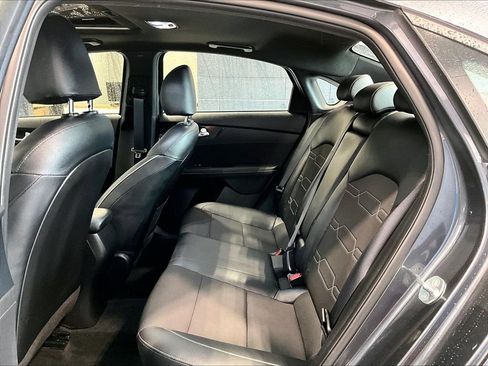 Used 2023 Kia Forte GT-Line w/ GT-Line Premium Package image 23