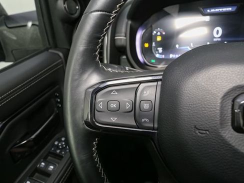 Used 2025 RAM 3500 Limited AWD/4WD image 32