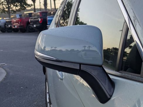 Used 2019 Toyota RAV4 XLE w/ Convenience Package image 13