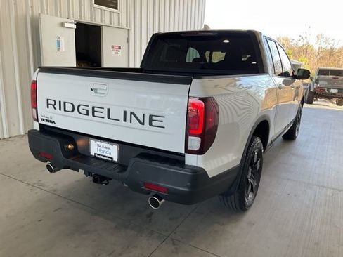 New 2026 Honda Ridgeline Black Edition image 25