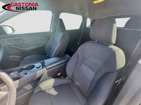 Used 2023 Nissan Rogue S AWD/4WD image 25