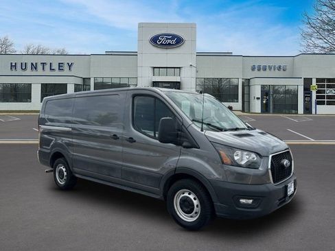 Used 2022 Ford Transit 150 Low Roof RWD image 4