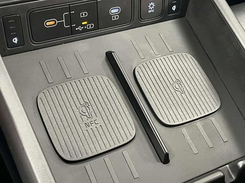 Certified 2025 Hyundai Santa Fe Calligraphy FWD image 37