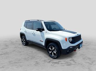 Used 2022 Jeep Renegade Trailhawk AWD/4WD video 2