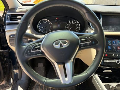 Used 2022 INFINITI QX50 Luxe FWD image 11