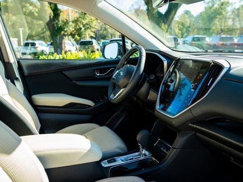 Certified 2025 Subaru Ascent Premium image 23