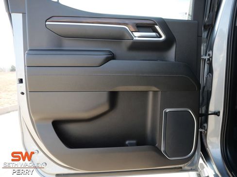 Used 2023 GMC Sierra 1500 SLT image 14