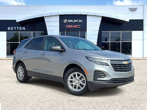 Used 2024 Chevrolet Equinox LS w/ LS Convenience Package image 1