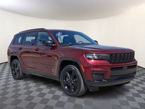 Used 2022 Jeep Grand Cherokee L Laredo AWD/4WD image 1