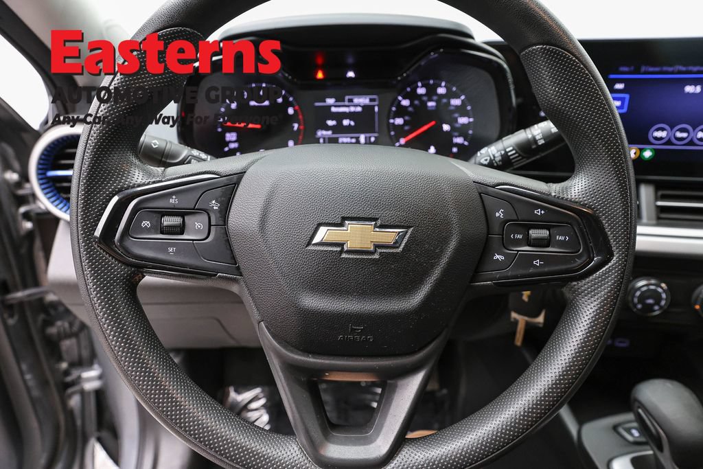 Used 2024 Chevrolet Trax LS FWD image 11