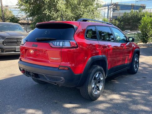 Used 2019 Jeep Cherokee Trailhawk w/ Comfort/Convenience Group AWD/4WD image 6