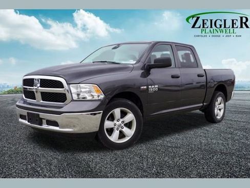 Used 2023 RAM 1500 Classic SLT image 1