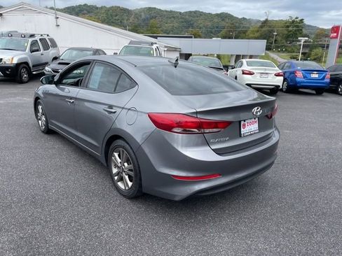 Used 2018 Hyundai Elantra SEL FWD image 6