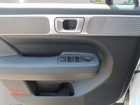 Certified 2025 Hyundai Santa Fe SEL FWD image 24