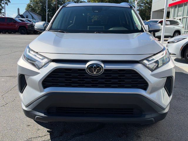 Used 2024 Toyota RAV4 XLE w/ Convenience Package FWD image 9