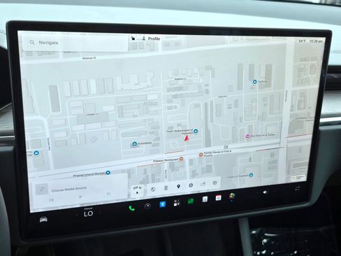Used 2023 Tesla Model X AWD/4WD image 25