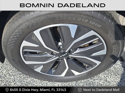 Used 2022 Kia EV6 Light image 8