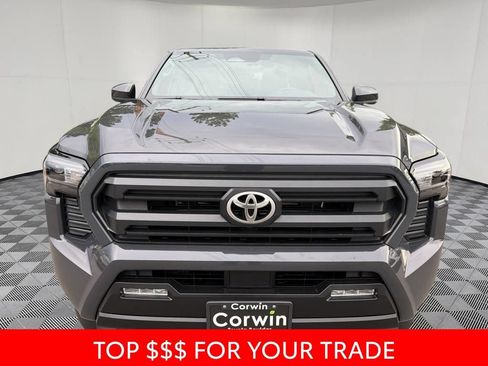 Used 2025 Toyota Tacoma SR5 AWD/4WD image 2
