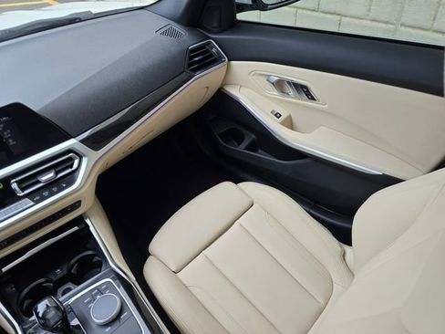 Used 2021 BMW 330i xDrive Sedan w/ Convenience Package image 35