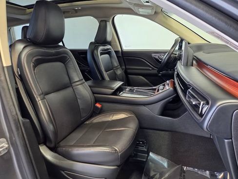 Used 2023 Lincoln Aviator Reserve AWD/4WD image 24